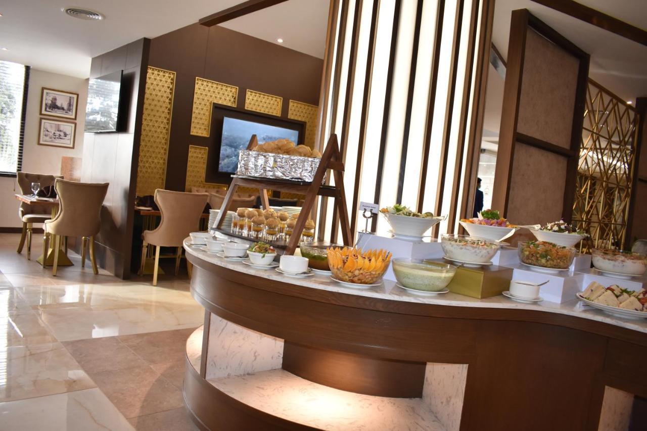 Faletti'S Grand Hotel Мултан Екстериор снимка